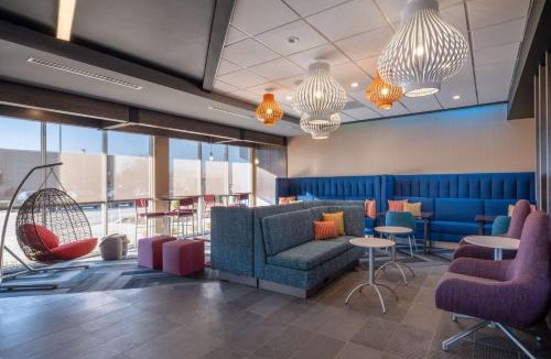 Naperville Hotel | Tru By Hilton Naperville Chicago