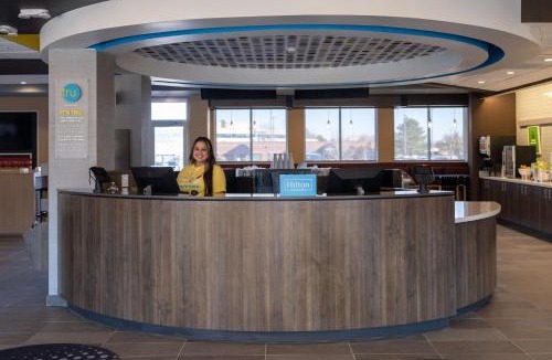 Naperville Hotel | Tru By Hilton Naperville Chicago