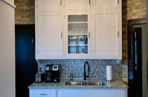 St. Charles Apartment | Tudor house stay-In Town Location!