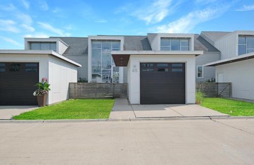 Ottawa House | Turtle River Retreat