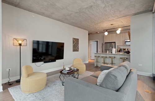 West Loop Apartment | Two 2BR Apts for Business & Leisure Groups