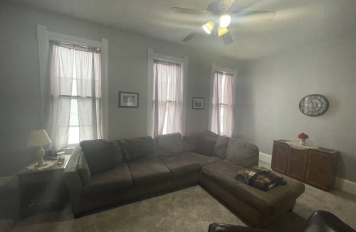 Elizabeth Apartment | Two Bedroom Apartment- Close to Chestnut Mountain!