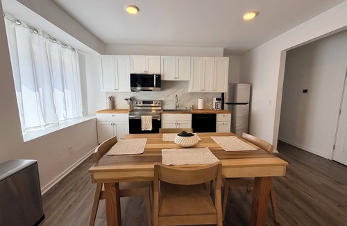 Kansas City House | Two is Better Than One! Double the Space! Large Groups Near Entertainment!