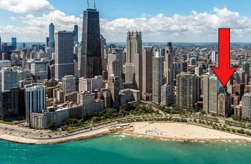 Gold Coast Apartment | Unique & Historic Apartment w/ Gym & Laundry In-Building | Steps from Mag Mile