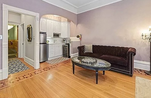 Gold Coast Apartment | Unique & Historic Apartment w/ Gym & Laundry In-Building | Steps from Mag Mile