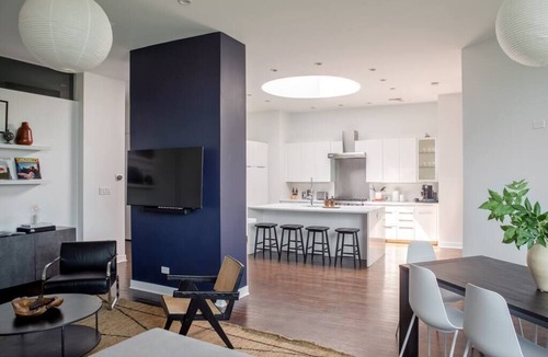 West Town Apartment | Unique Luxury Fulton Market Penthouse - Sleeps 32