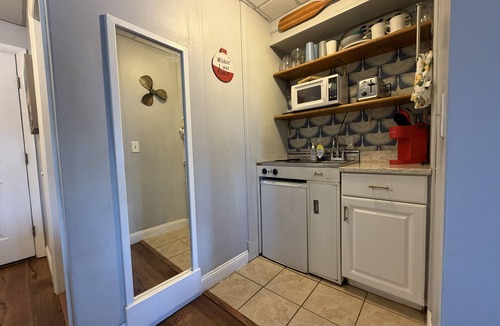Winnisquam Condo | Unit 25A at The Lord Hampshire