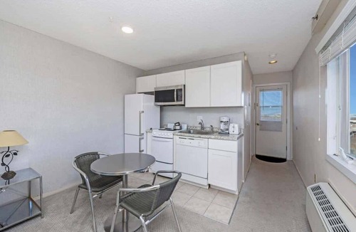 Napeague Apartment | Unit 821: Studio | 2nd Floor-Ocean View | Osprey