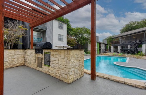 North San Antonio - SAT Apartment | Updated 2BR 2BA with full kitchen