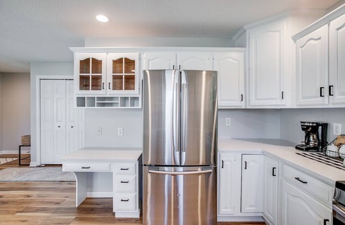 Manteno House | Updated , bright, and modern Manteno Home close to parks