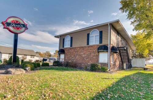Robinson Apartment | Updated Robinson Vacation Rental with Fireplace!