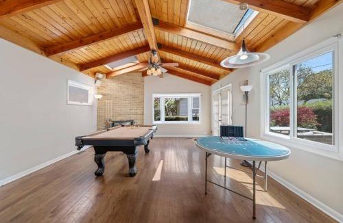Skokie House | Urban Oasis - Kid Friendly - Quiet Street