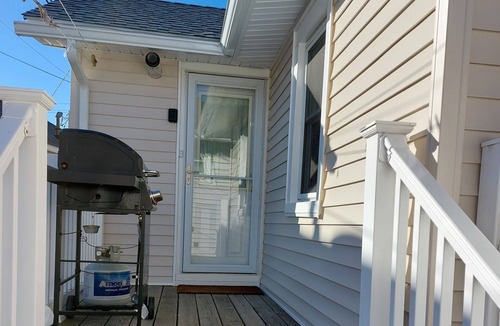 Point Pleasant Beach Cottage | Vacation Cottage steps to the beach and boardwalk