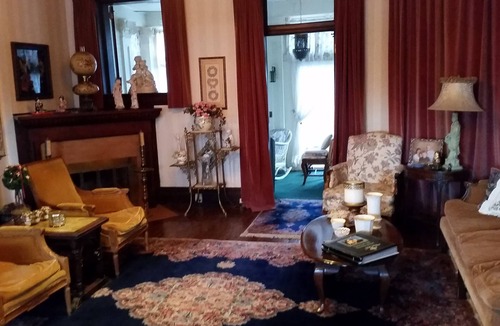 Rock Island Bed & Breakfast | Victorian Inn B&B