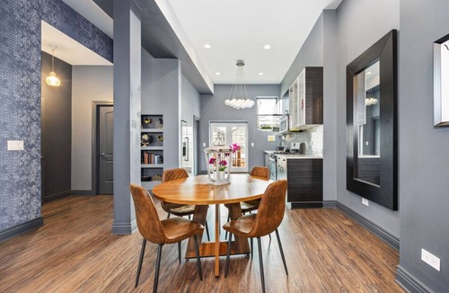 Bronzeville Bed & Breakfast | Villa Dubois Guest House Room 5