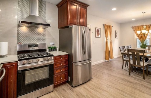 Villa Park House | Villa Park FHS Rental