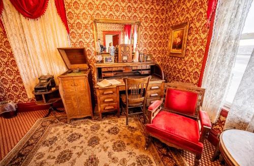 Sterling Hotel | Virginian Hotel