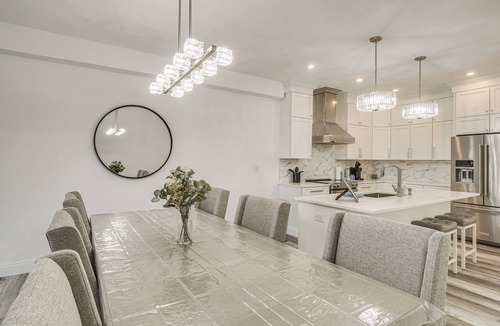 Grafton House | Walk to Mississippi River: Grafton Townhome!