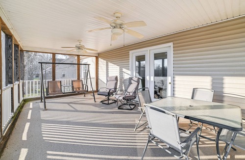 Golconda House | Walk to Ohio River: Golconda Home w/Water Views!