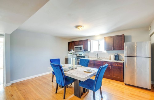 Ashburn Apartment | Walk to Train & Bus: Updated Chicago Apartment