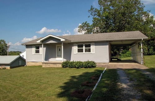 Alto Pass House | Walk to Weddings-Wineries-Trails, Family Friendly