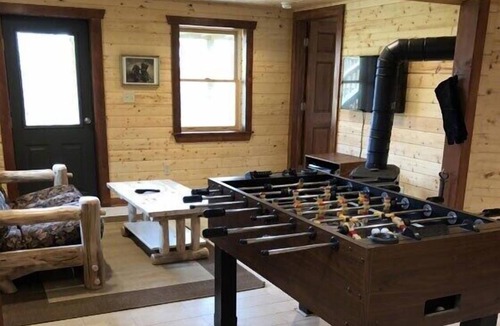 Stanardsville Cabin | Walnut Meadows Cabin
