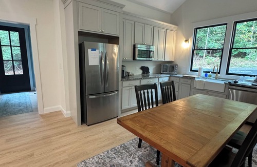 Batesville Cottage | Wandering Bear’s Cottage Near Crozet & Charlottesville, 2 bedroom
