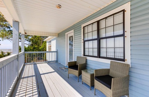 Theodore House | Waterfront Alabama Vacation Rental w/Deck