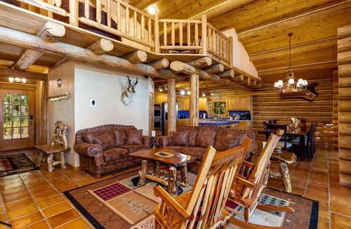 Mayes County Cabin | Waterfront Cabin with Barbecue in Langley, Oklahoma