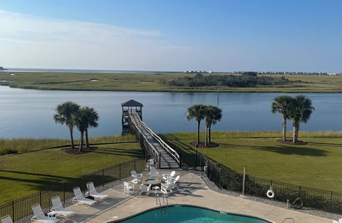 Ocean Isle Beach Condo | Waterfront Golfer’s Paradise 3BR 2BA on Intracoastal Beach Views Sunset BCH