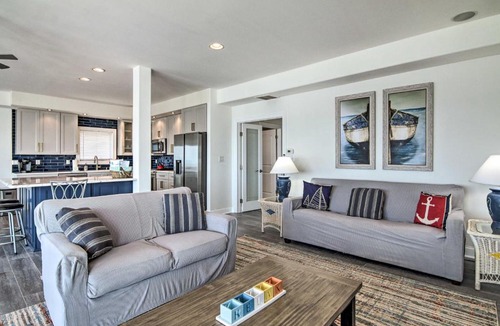 Green Creek Apartment | Waterfront Sanctuary w/Panoramic Bay Views!