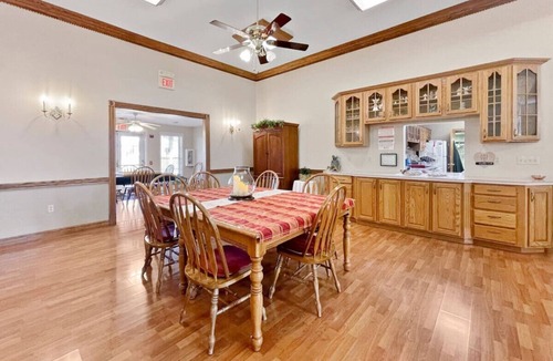 Waterloo Hotel | Waterloo Suites Queen 1