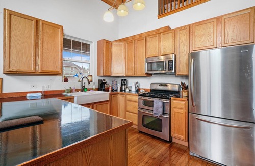 Waukegan House | Welcome Familys!