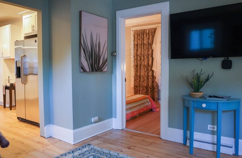 Forest Park House | Welcoming Bungalow with Large, Fenced Dog-Friendly Yard - Walk to Madison St