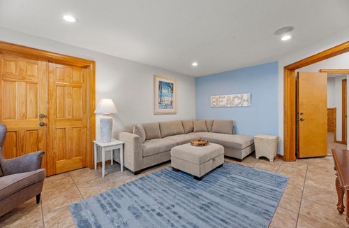 Buck Island House | White Dolphin