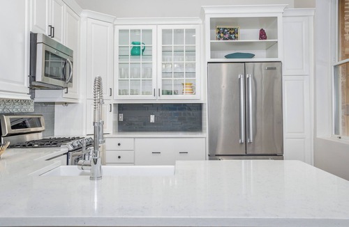 West Town House | Wicker Park Entire House, Private Yard and Parking!