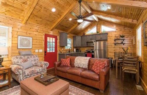 Rogers House | WiFi & Waterfront - Creeksong -Red River Gorge KY
