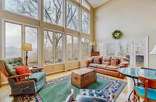 Sylva House | Wild Bird View