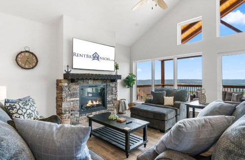 Kimberling City House | Windswept