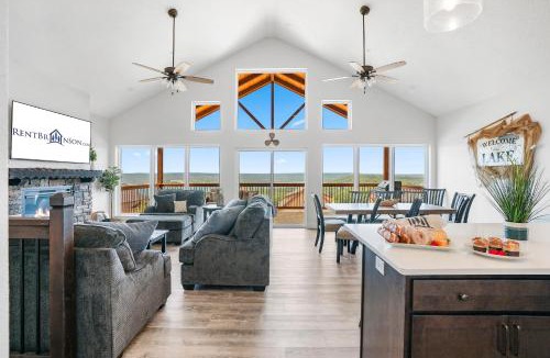 Kimberling City House | Windswept