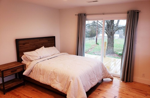 Cobden Other | Wine Country Farmhouse On the Wine 🍷 Trail! Private Lake kayaks Fire Pit 🔥n