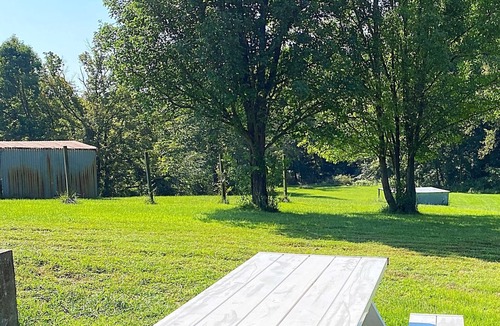 Cobden House | Winery on Property and located directly on the wine trail