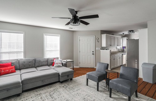 Oxford House | Work, Play & Visit Ole Miss! Cozy Escape Near Town