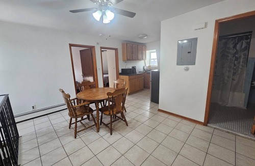 Harrison Apartment | World Cup - Walk to PATH Easy NYC & MetLife Access Parking
