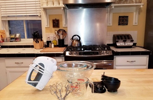 Lakeview House | Wrigleyville | Chicago Guest House | Not Just A Vacation Rental; A Real Home!