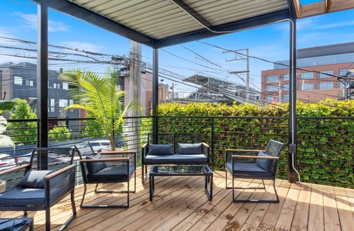 Wrigleyville Condo | Wrigleyville Garden 3BR/9beds Pod