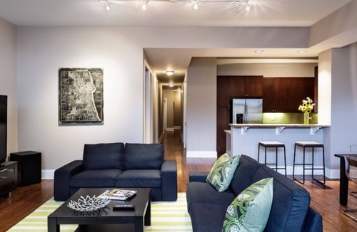 Lakeview Condo | Wrigleyville Inn, Beautiful Modern 1 Bedroom, Steps from Wrigley Field