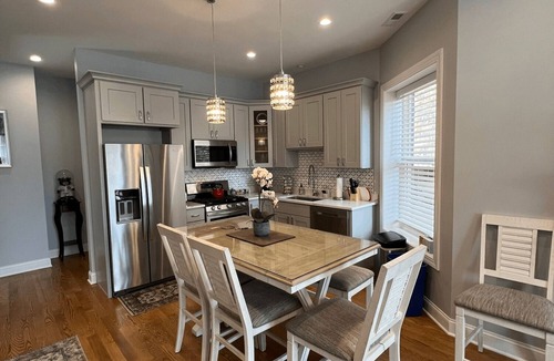 Lakeview Condo | Wrigleyville Inn - Unit 3