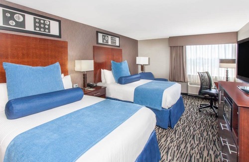 Elk Grove Village Hotel | Wyndham Garden Elk Grove Village/O'Hare