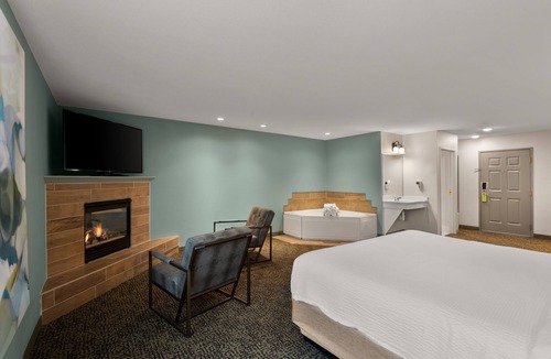 Galena Hotel | Wyndham Garden Galena Hotel & Day Spa